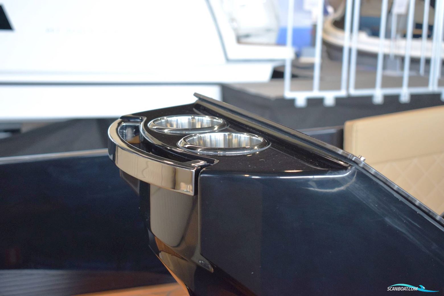 Corsiva 600 Tender - 25 HK Yamaha/Udstyr