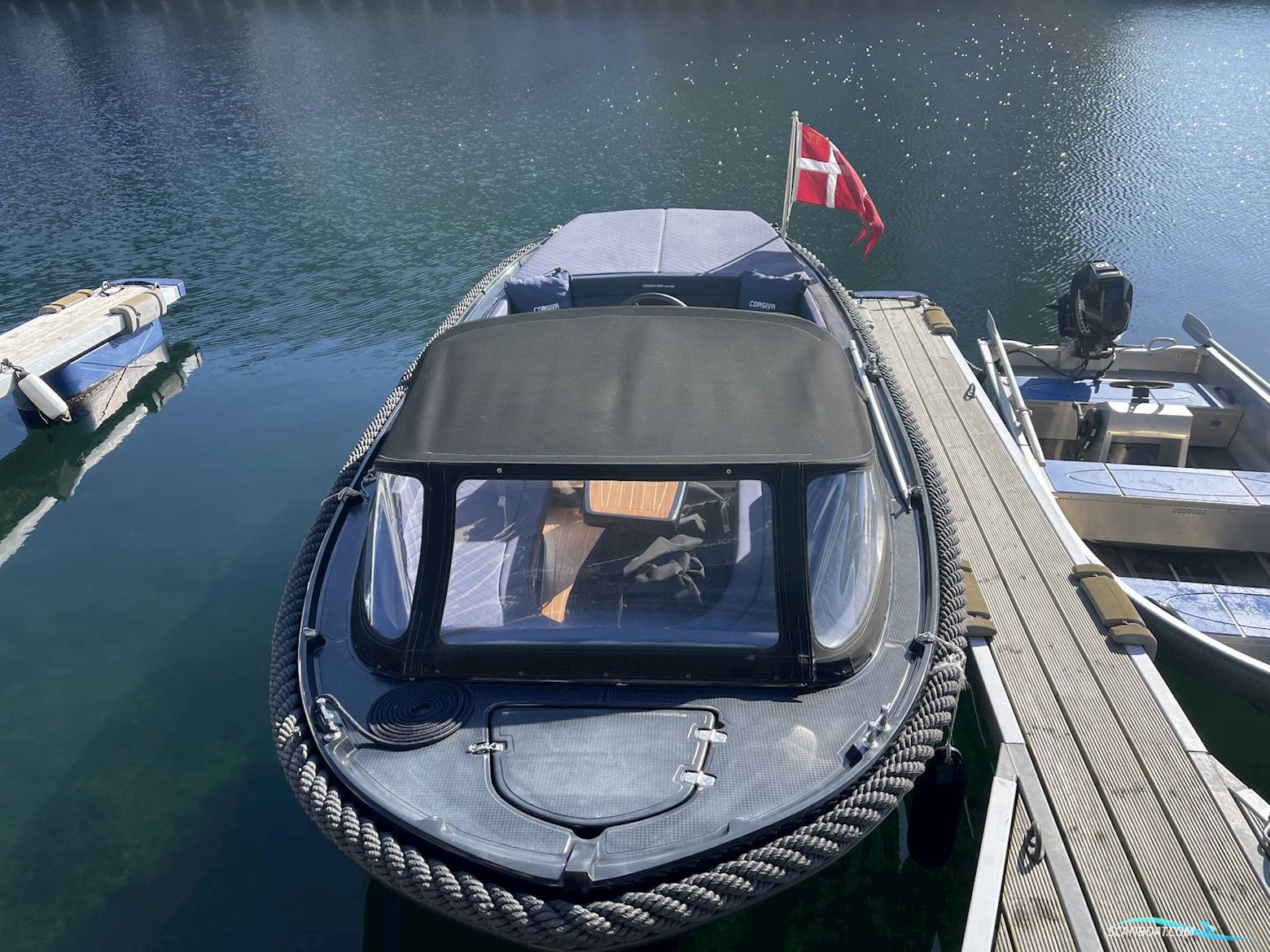 Corsiva 690 Tender  - 40 HK Yamaha/Udstyr