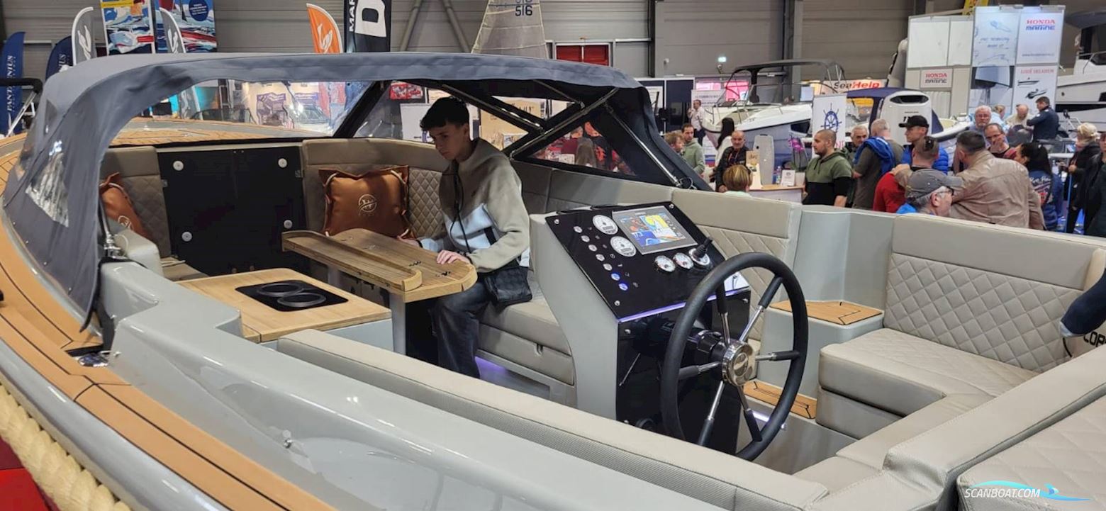 Corsiva 750 Tender - 40 HK Yamaha/Udstyr