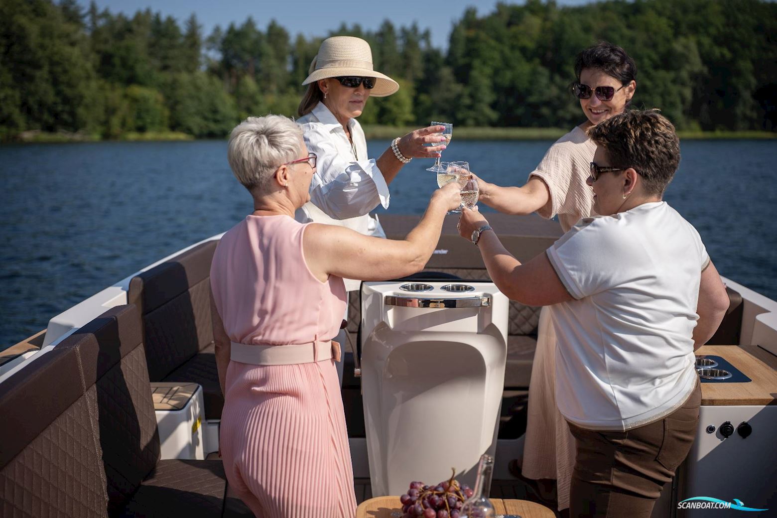 Corsiva 800 Tender - 40 HK Yamaha/Udstyr