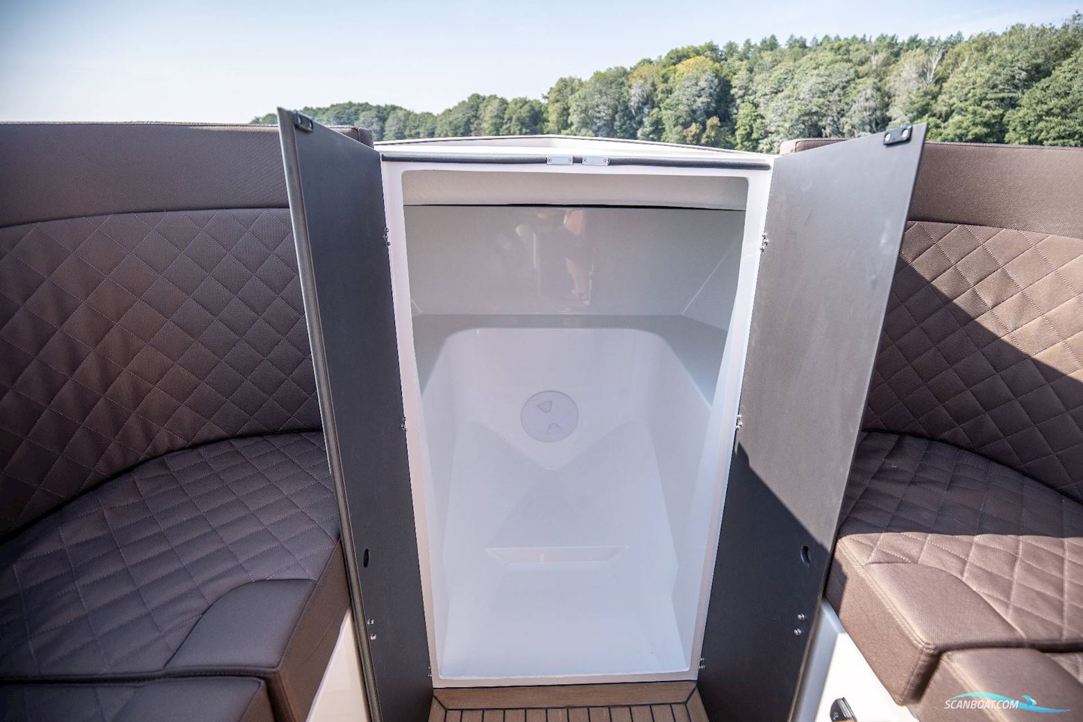 Corsiva 800 Tender - 40 HK Yamaha/Udstyr