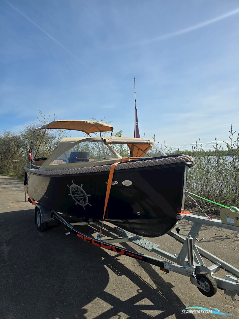 Corsiva Tender 650