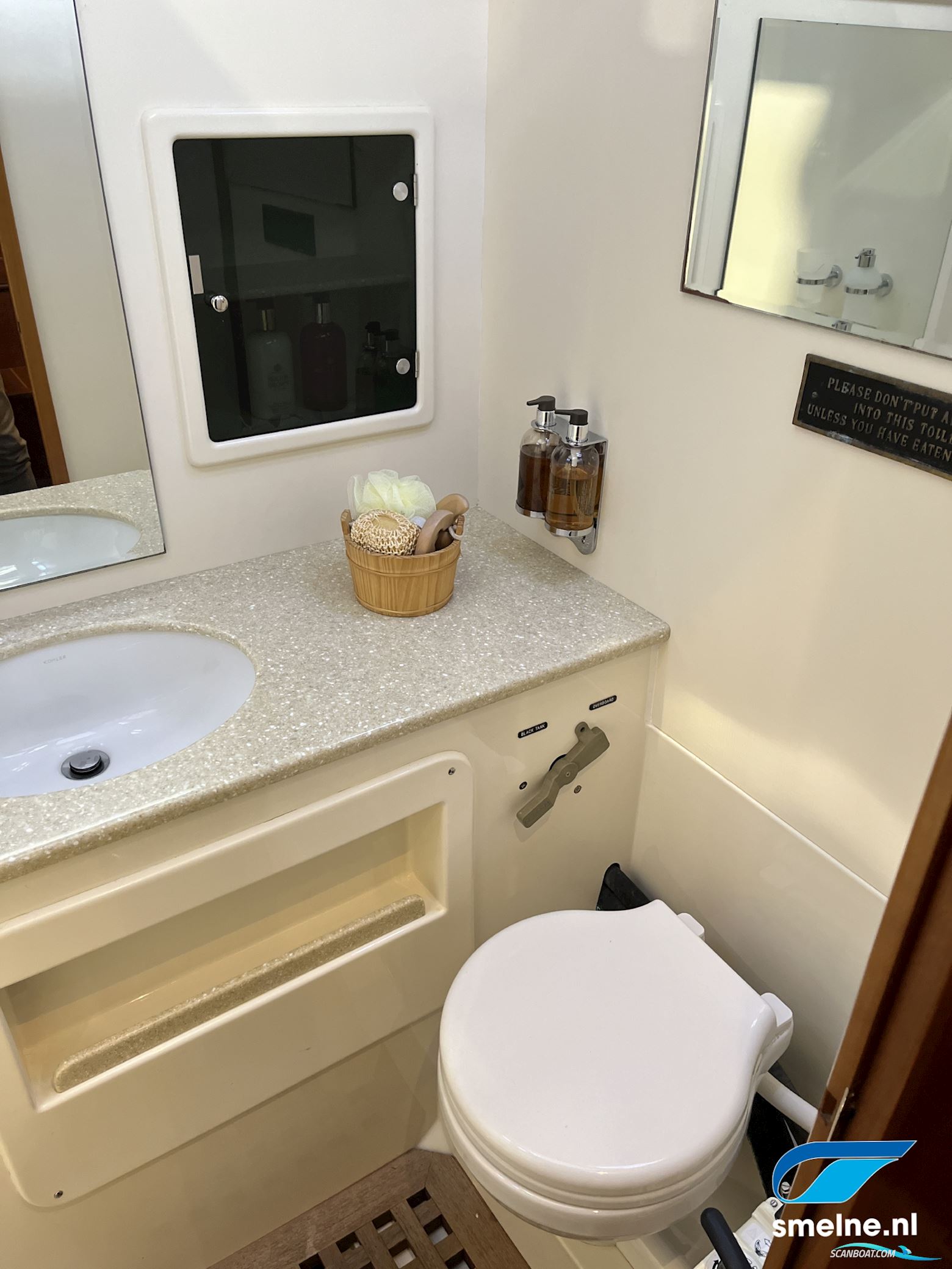 Corvette Cruisers 340