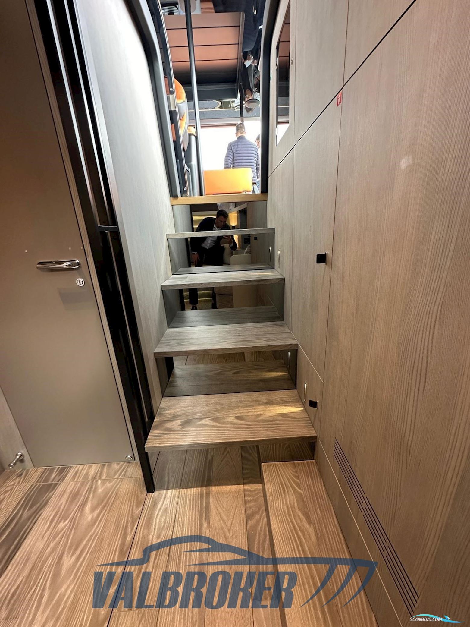 Cranchi A46 Luxury Tender