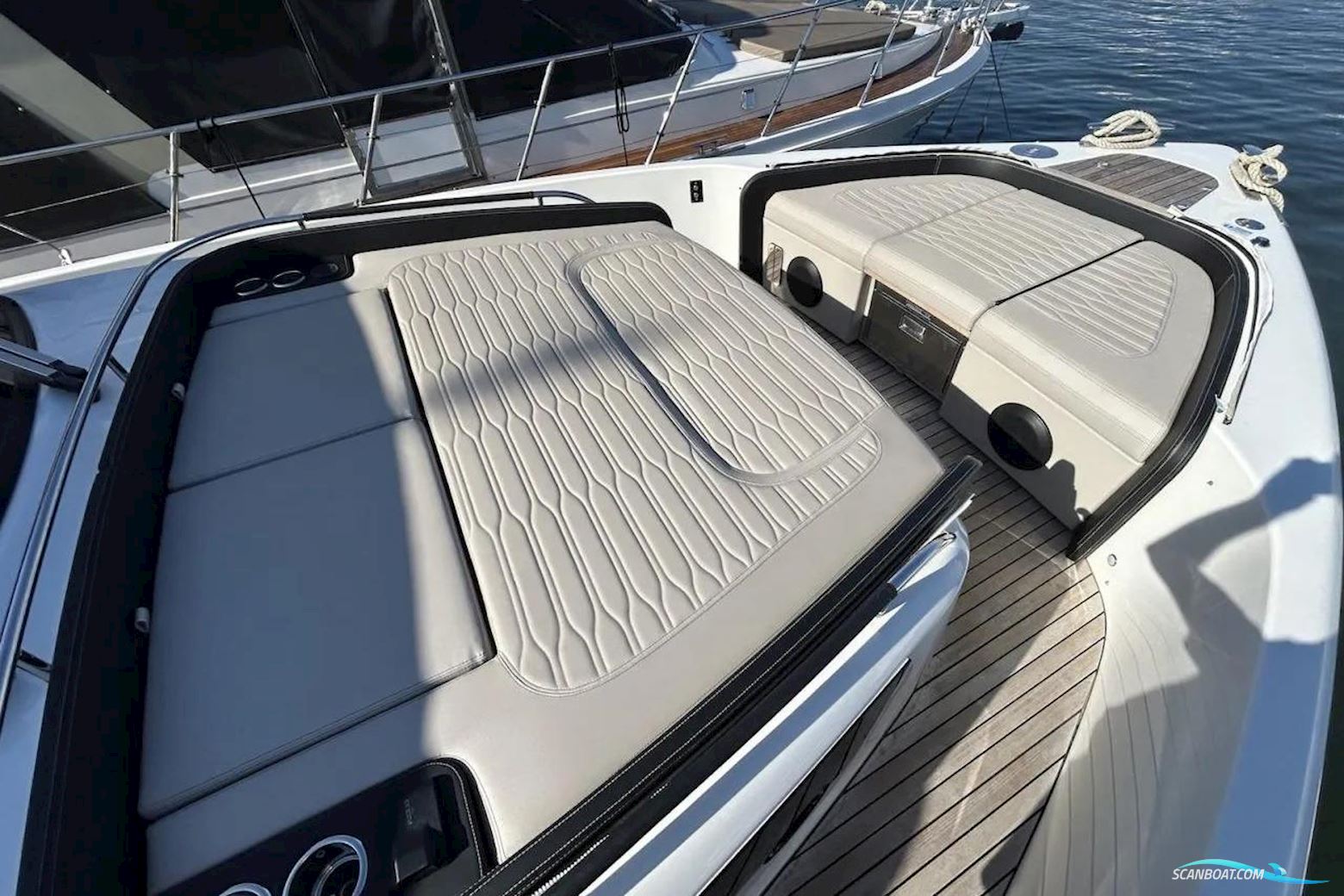 Cranchi A46 Luxury Tender