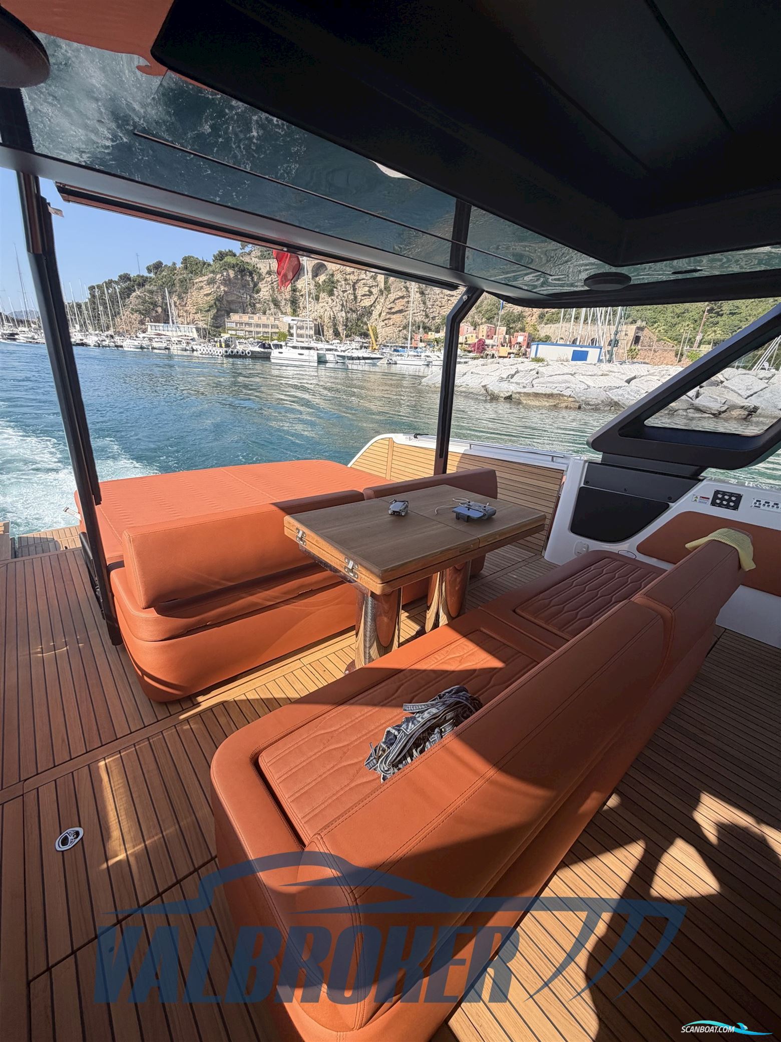 Cranchi A46 Luxury Tender