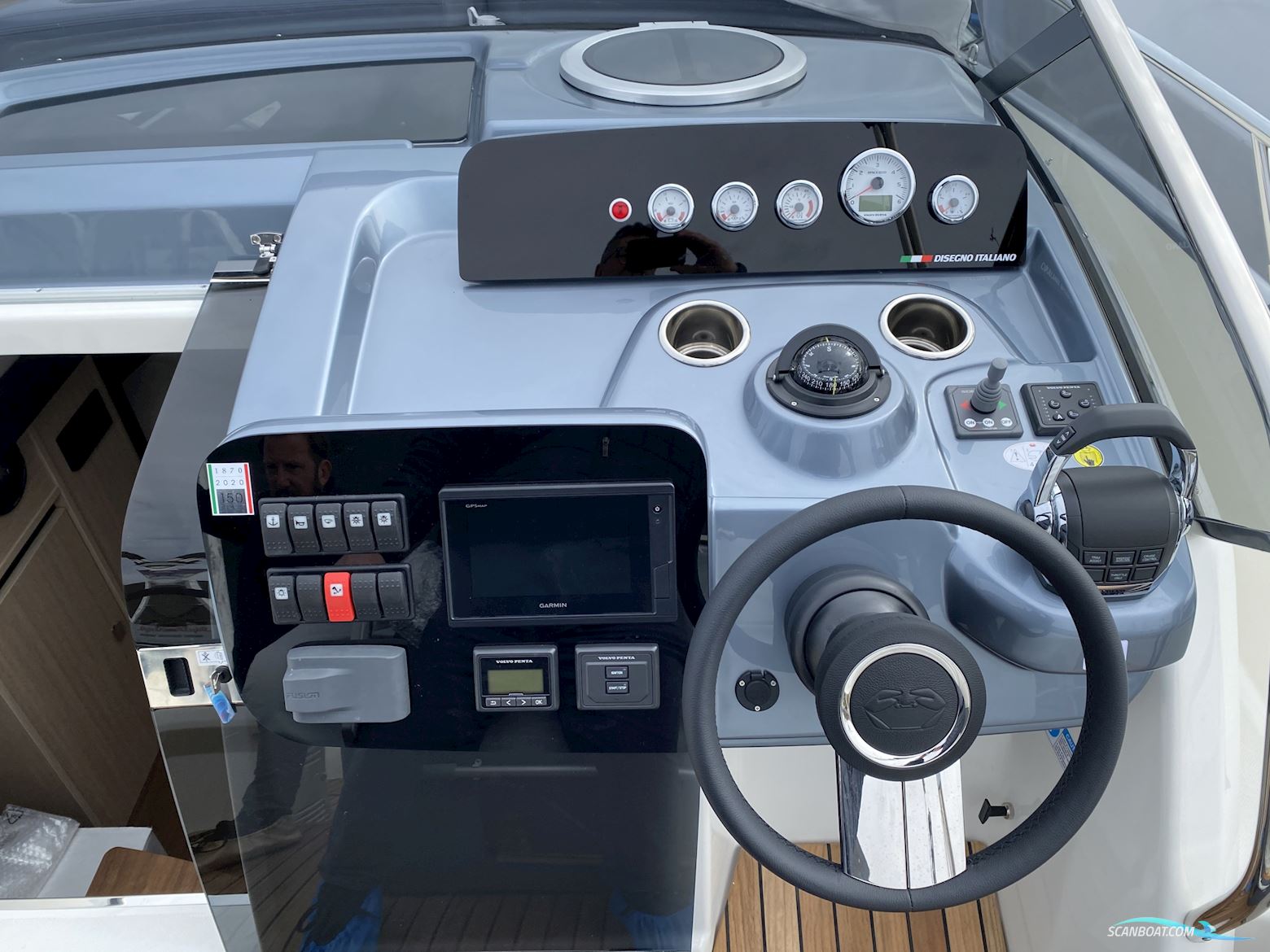 Cranchi E30 Endurance (2021) YDERLIGERE NEDSAT