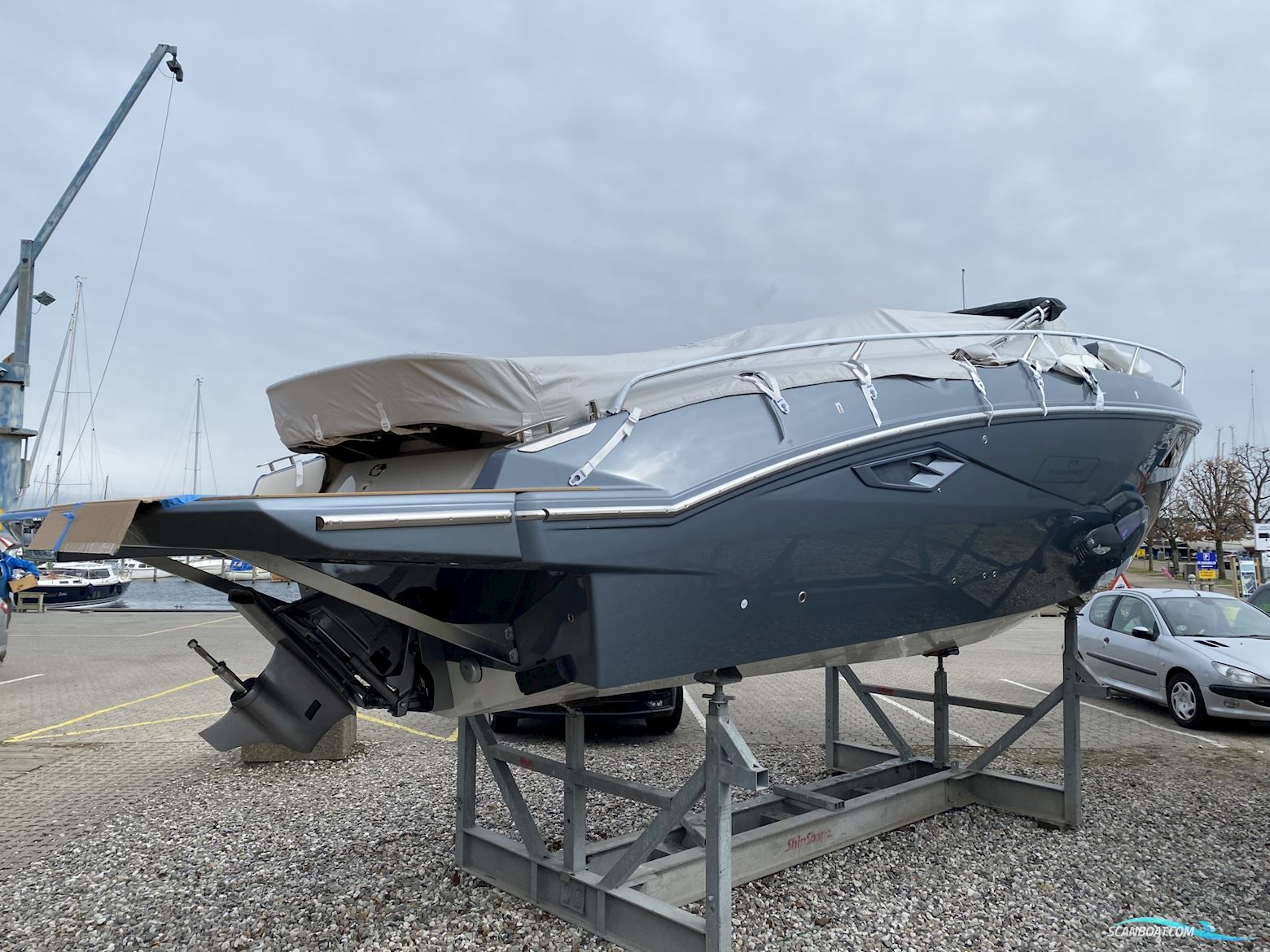 Cranchi E30 Endurance (2021) YDERLIGERE NEDSAT