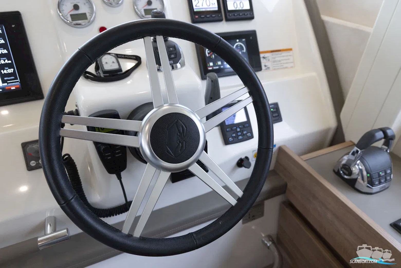 Cranchi Eco Trawler 43 Long Distance