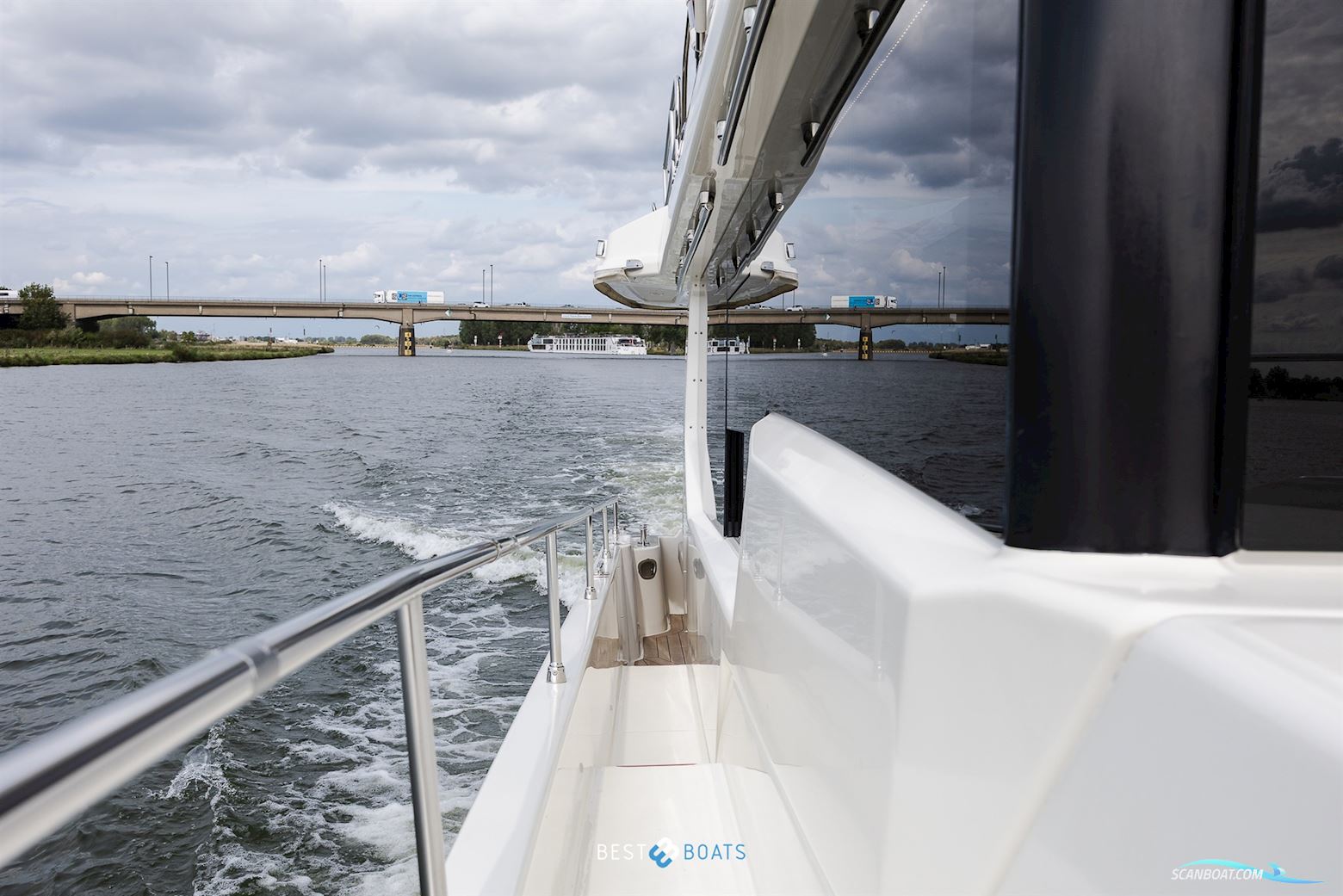Cranchi Eco Trawler 43 Long Distance