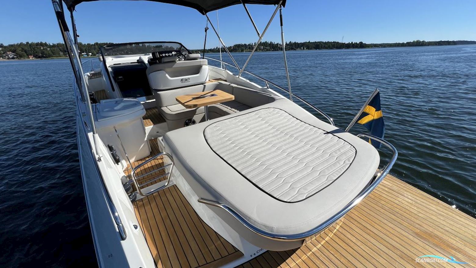 Cranchi Endurance 30