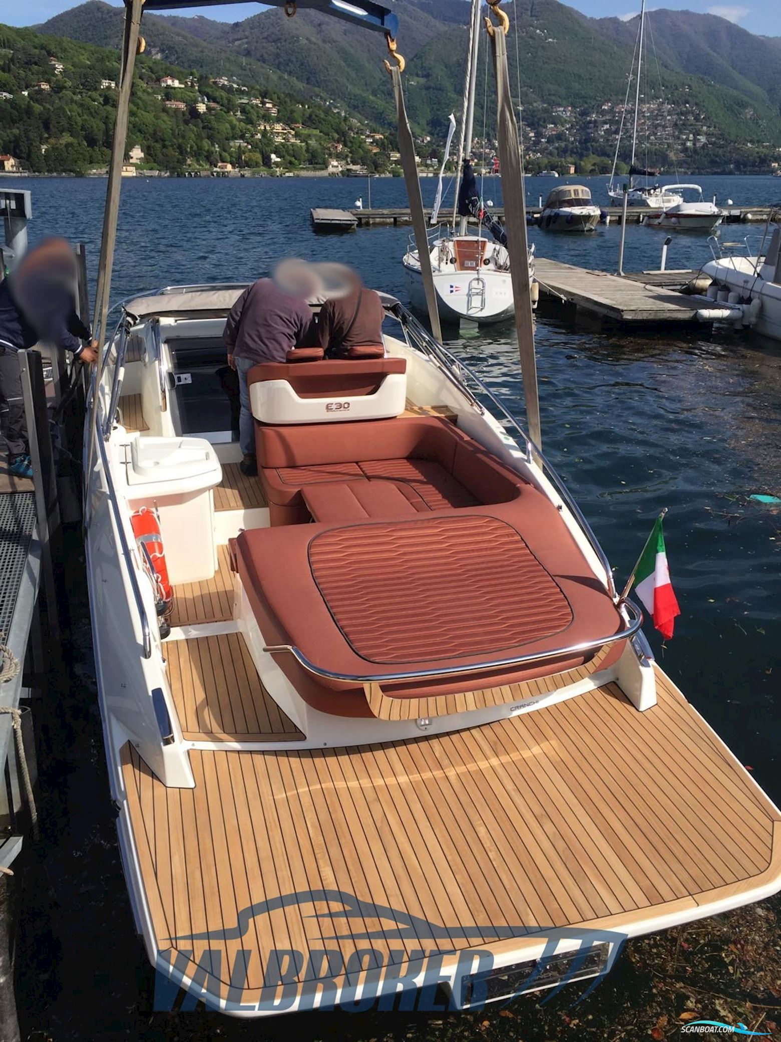 Cranchi Endurance 30