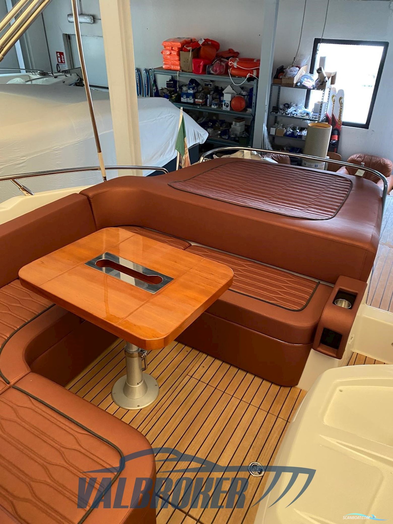 Cranchi Endurance 30