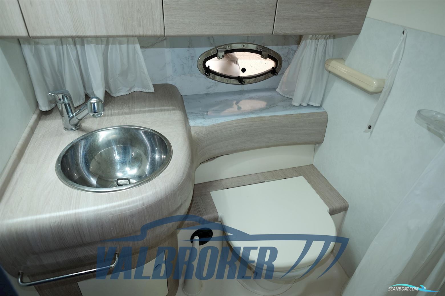 Cranchi Endurance 39