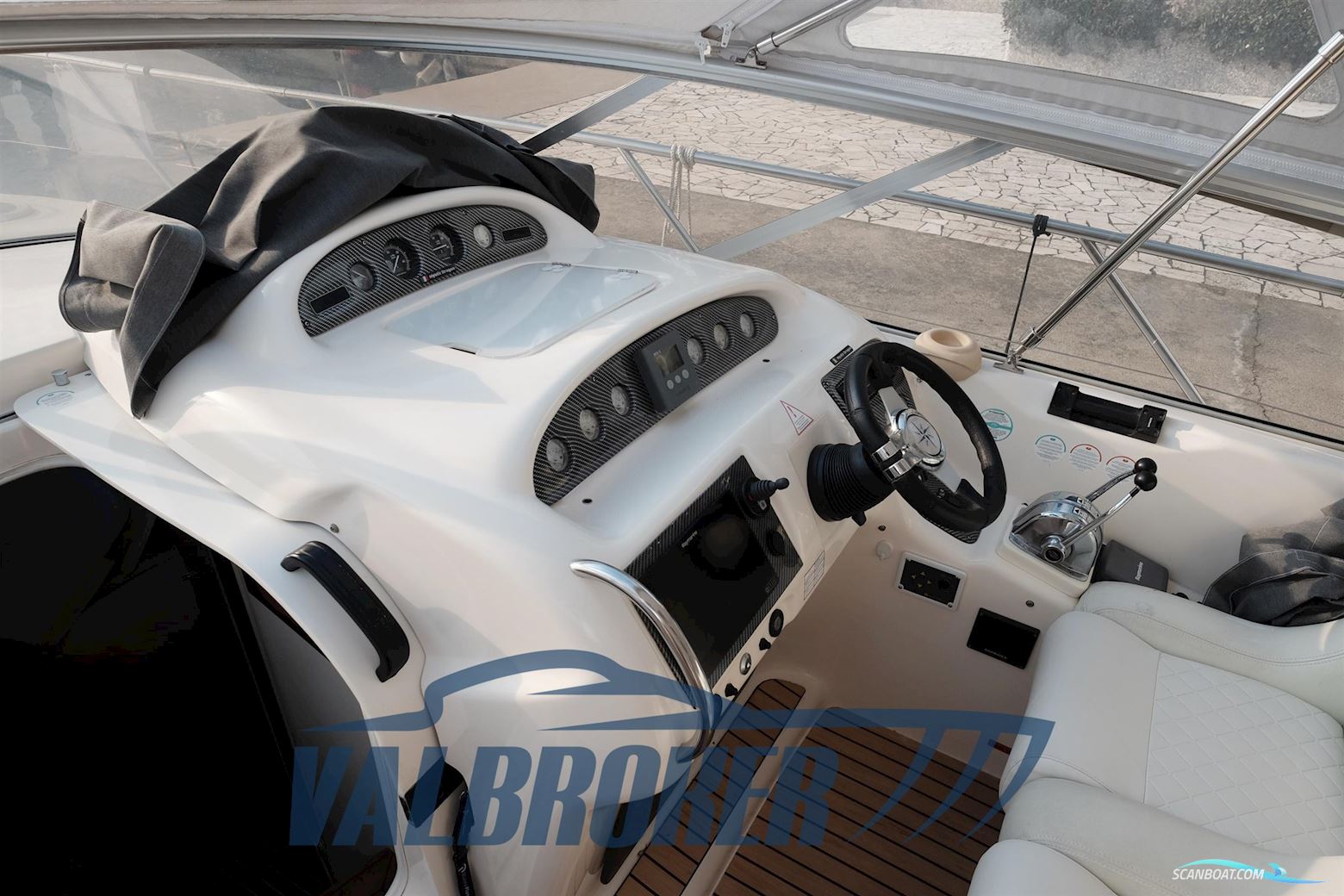 Cranchi Endurance 39