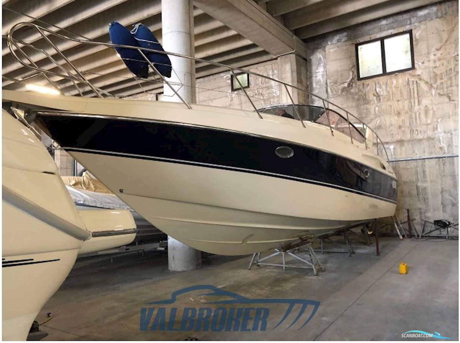 Cranchi Endurance 39 Motorbåd 2003, med Volvo Penta Kad 300 DP-G motor, Italien