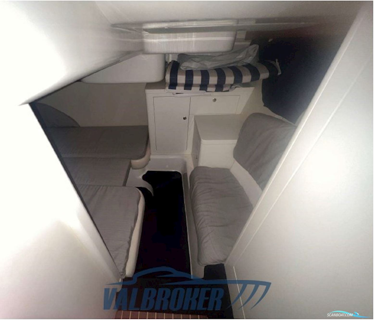 Cranchi Endurance 39