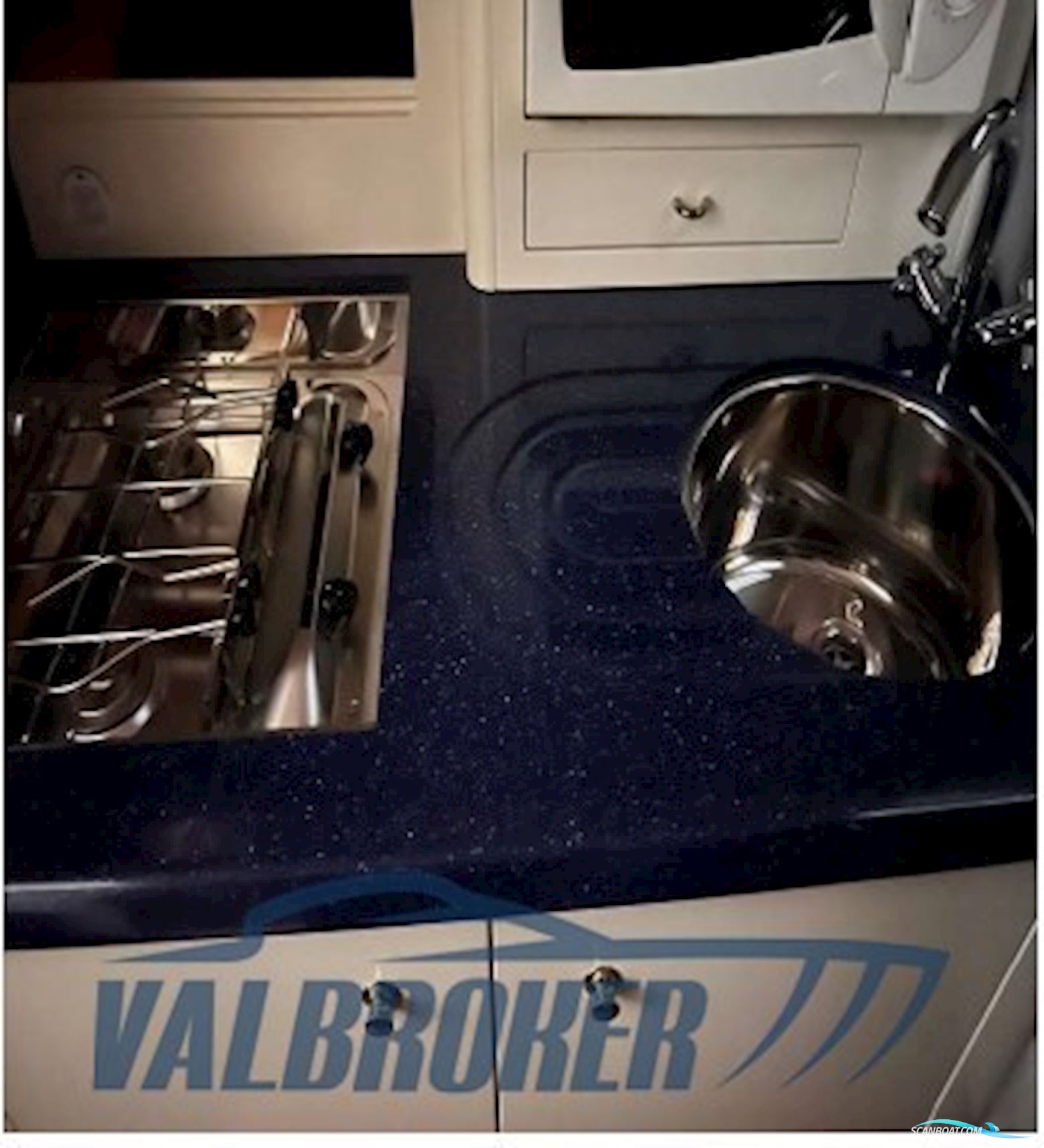 Cranchi Endurance 39