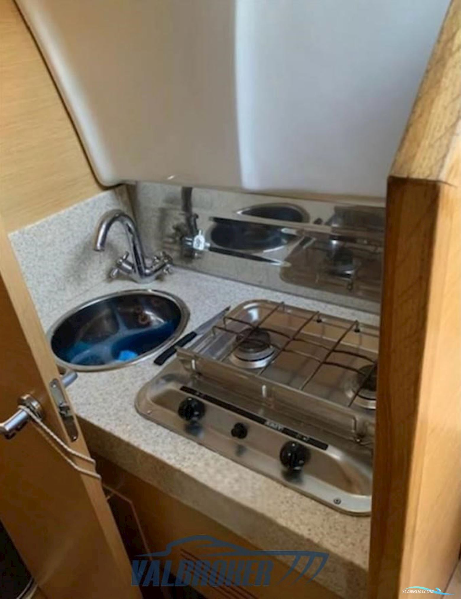 Cranchi Pelican 32