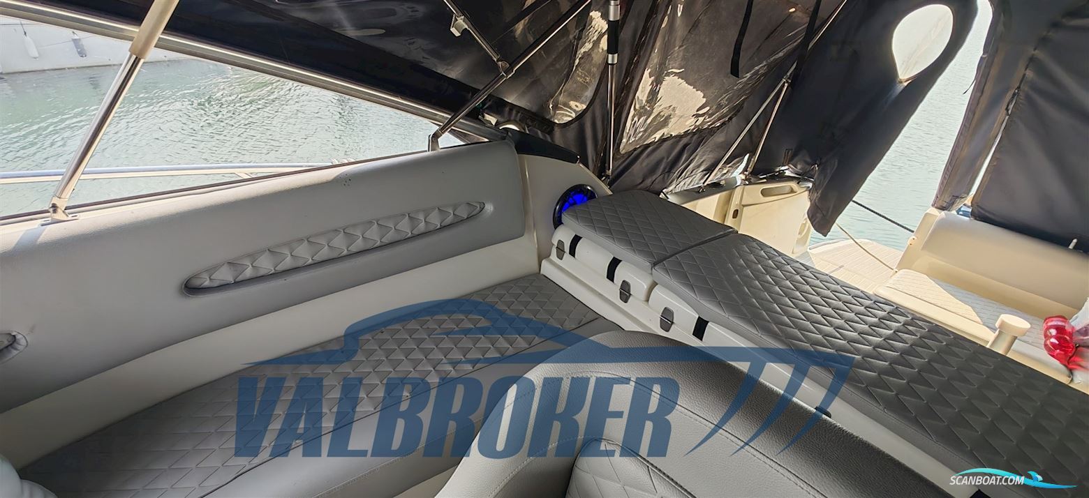 Cranchi Pelican 32