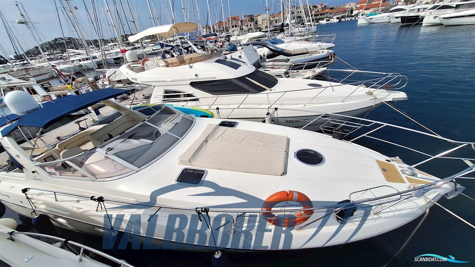 Cranchi Smeraldo 37 Motorbåd 2005, med Volvo Penta Aquamatic Kad 300 Edc/DP-G V6 motor, Kroatien