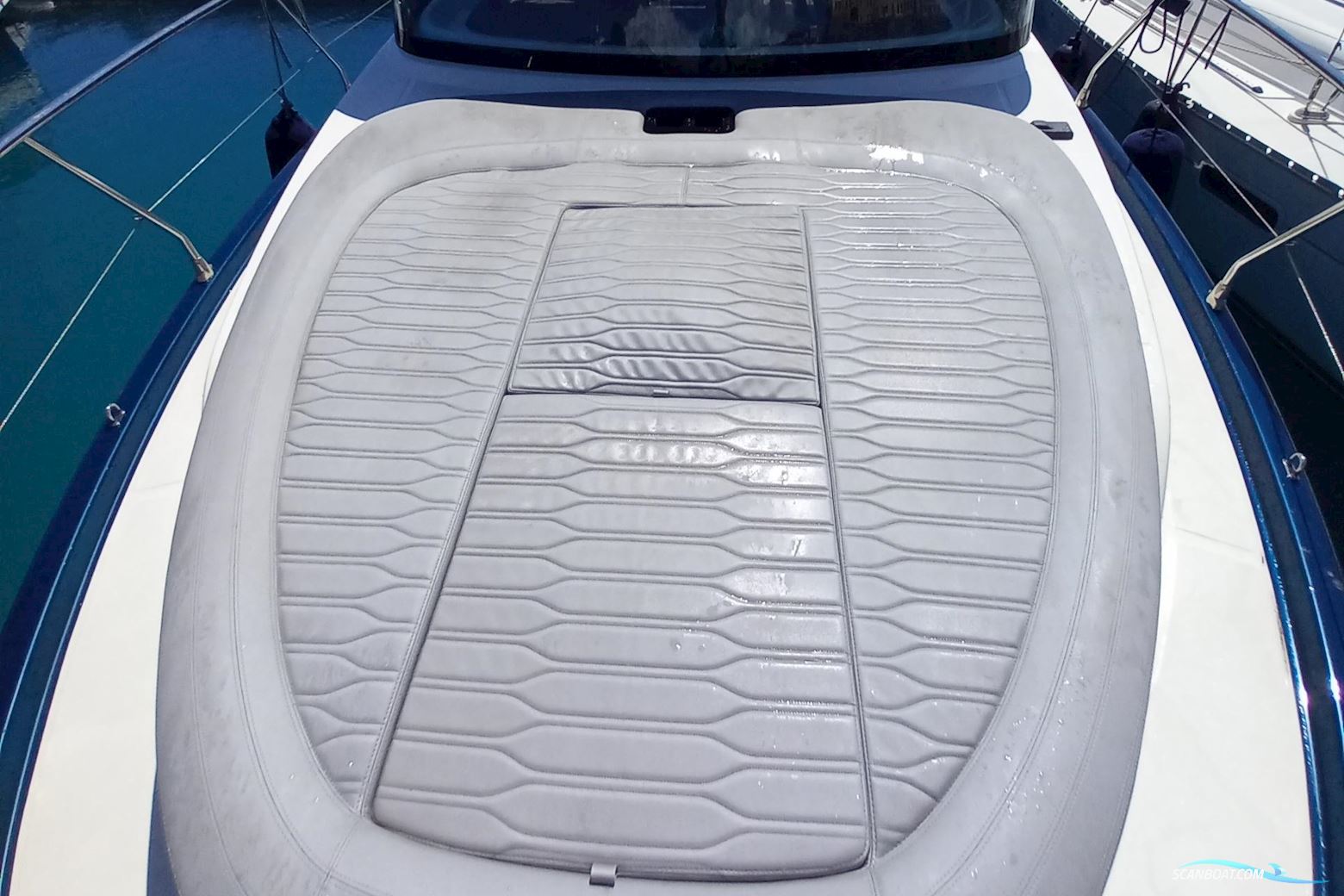 Cranchi T36 Crossover