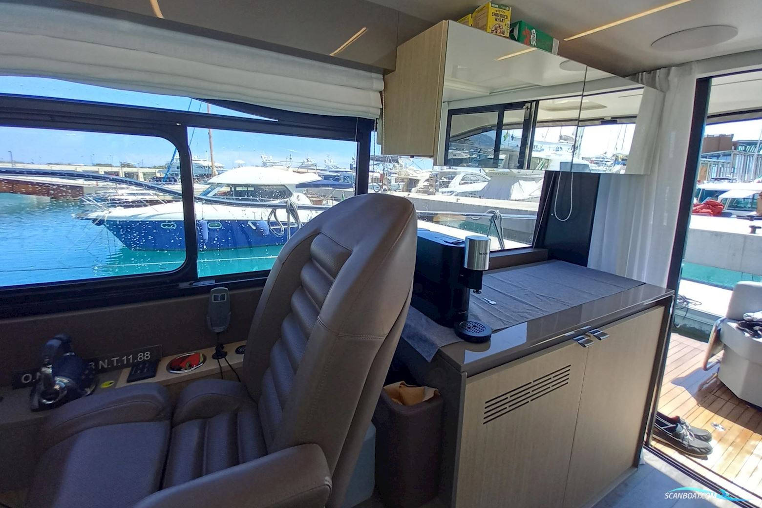 Cranchi T36 Crossover