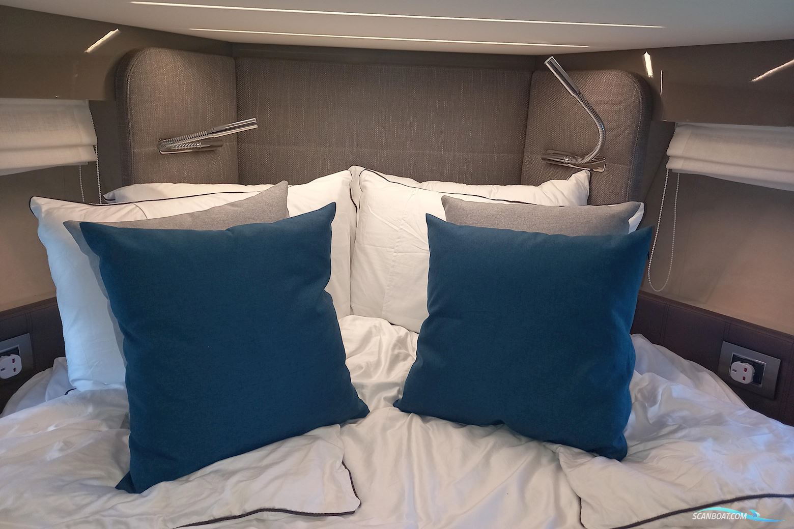 Cranchi T36 Crossover