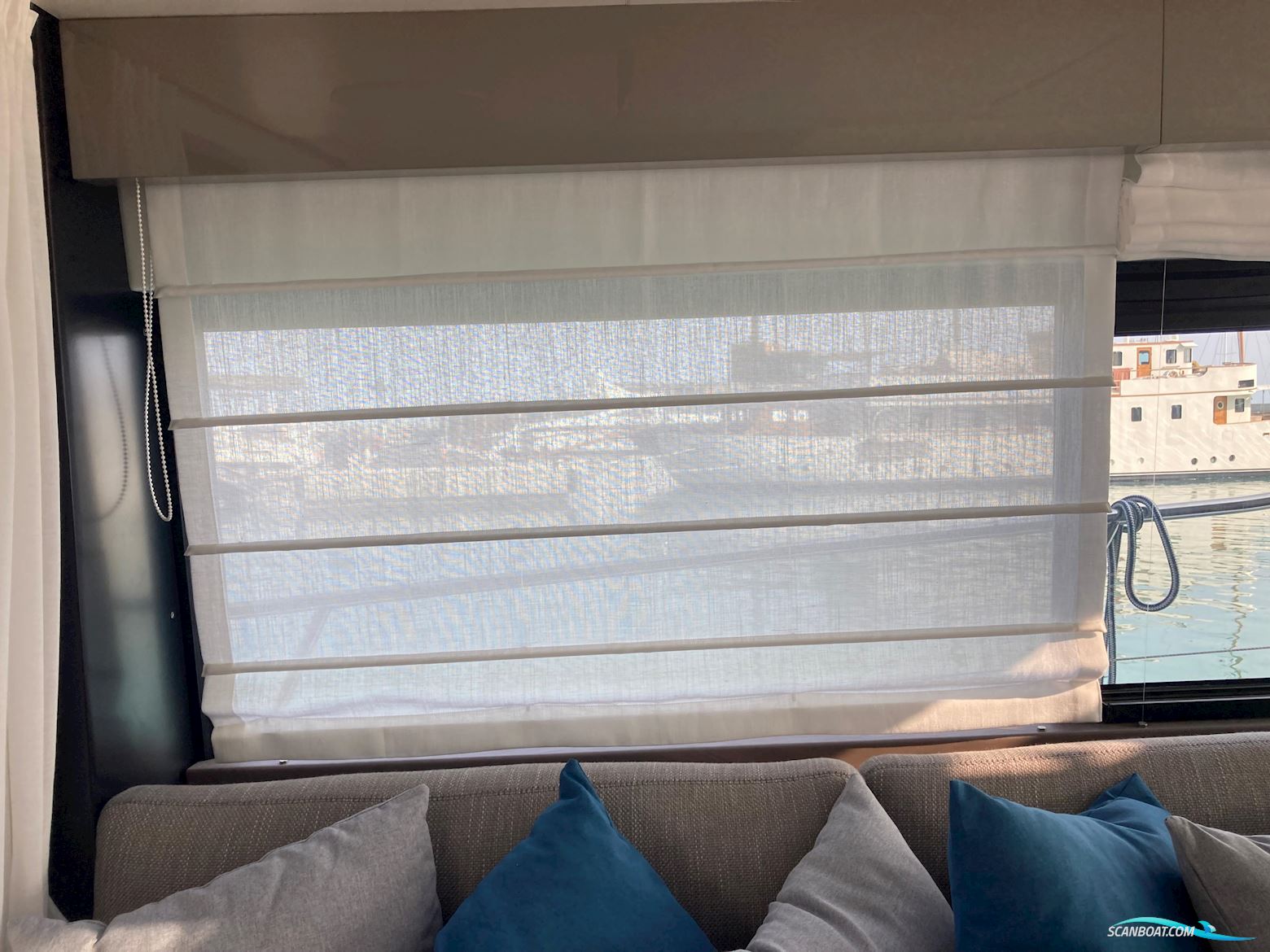 Cranchi T36 Crossover