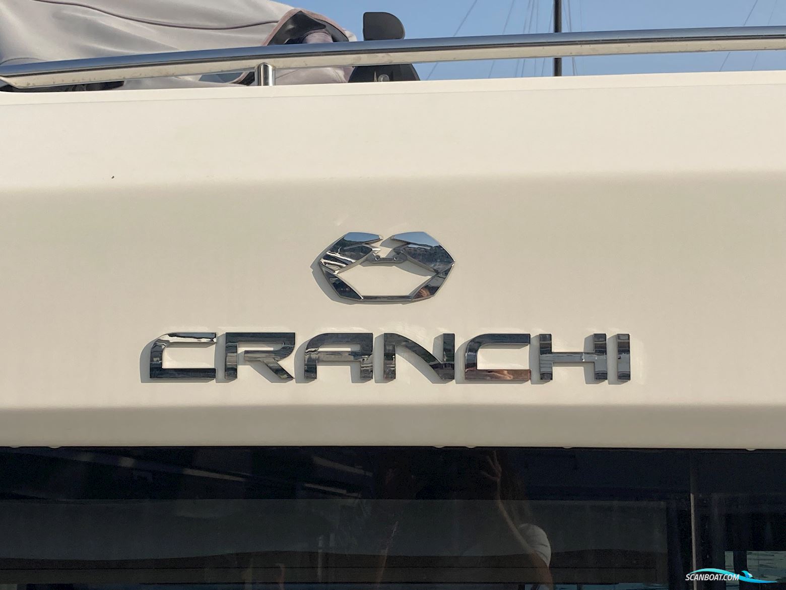 Cranchi T36 Crossover