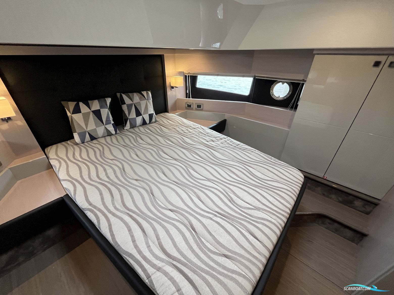 Cranchi T43 Eco Trawler LD - (2022) Solgt