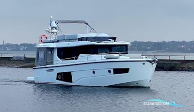 Cranchi T43 Eco Trawler Long Distance Motorbåd 2020, med Volvo Penta motor, Holland