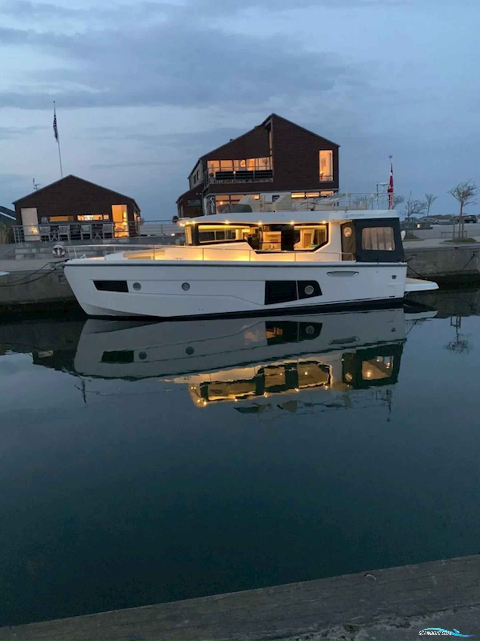 Cranchi T43 Eco Trawler