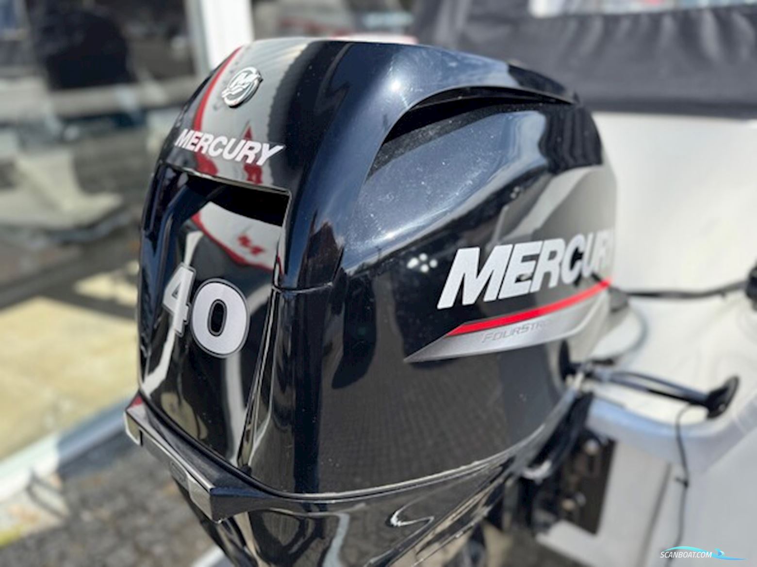 Cremo 550 HT Med F40 Mercury-Efi 4 Takt og 1300 kg Scandic Bådtrailer