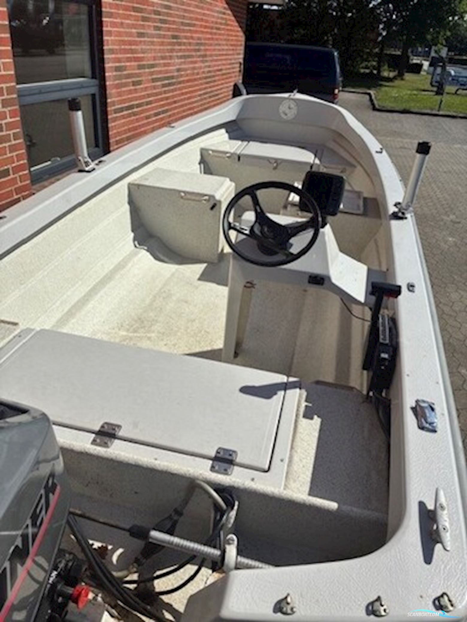 Crescent 434 m/pult og Mariner 30 hk 2-takt og Variant trailer