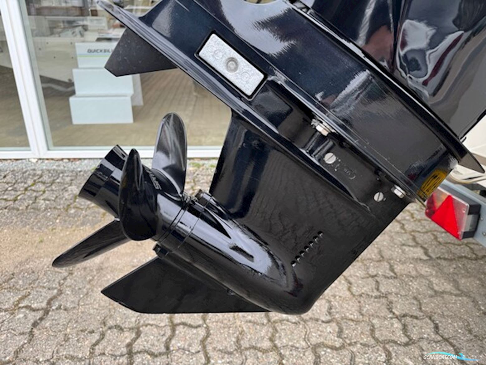 Crescent 491 SC Med 60 hk Mercury-Efi og 750 kg Brenderup 18750UB Bådtrailer