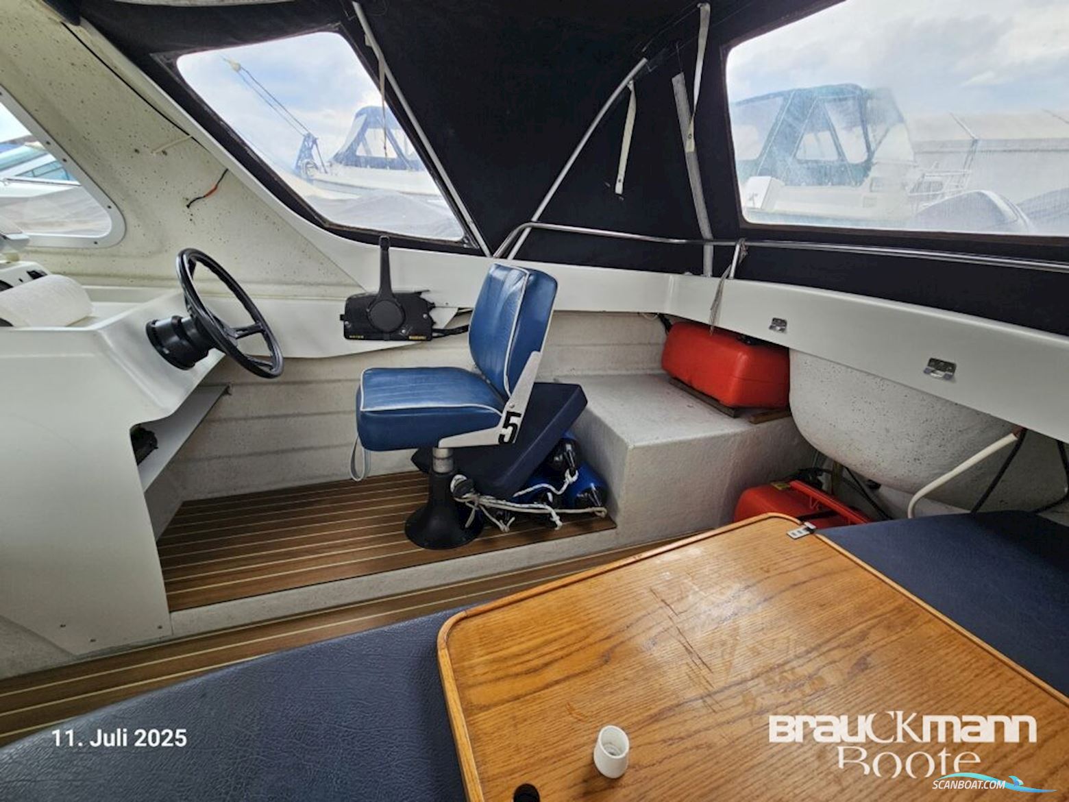 Crescent 535 Classic