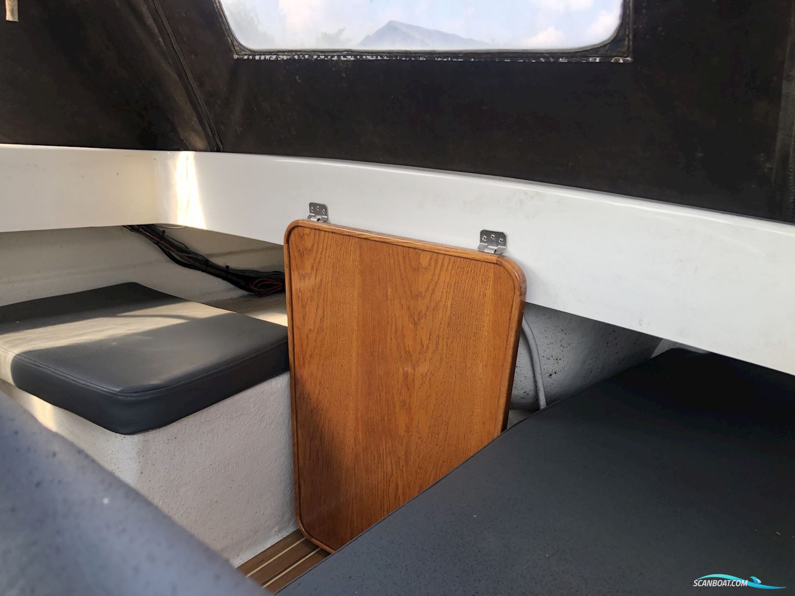 Crescent 535 Classic