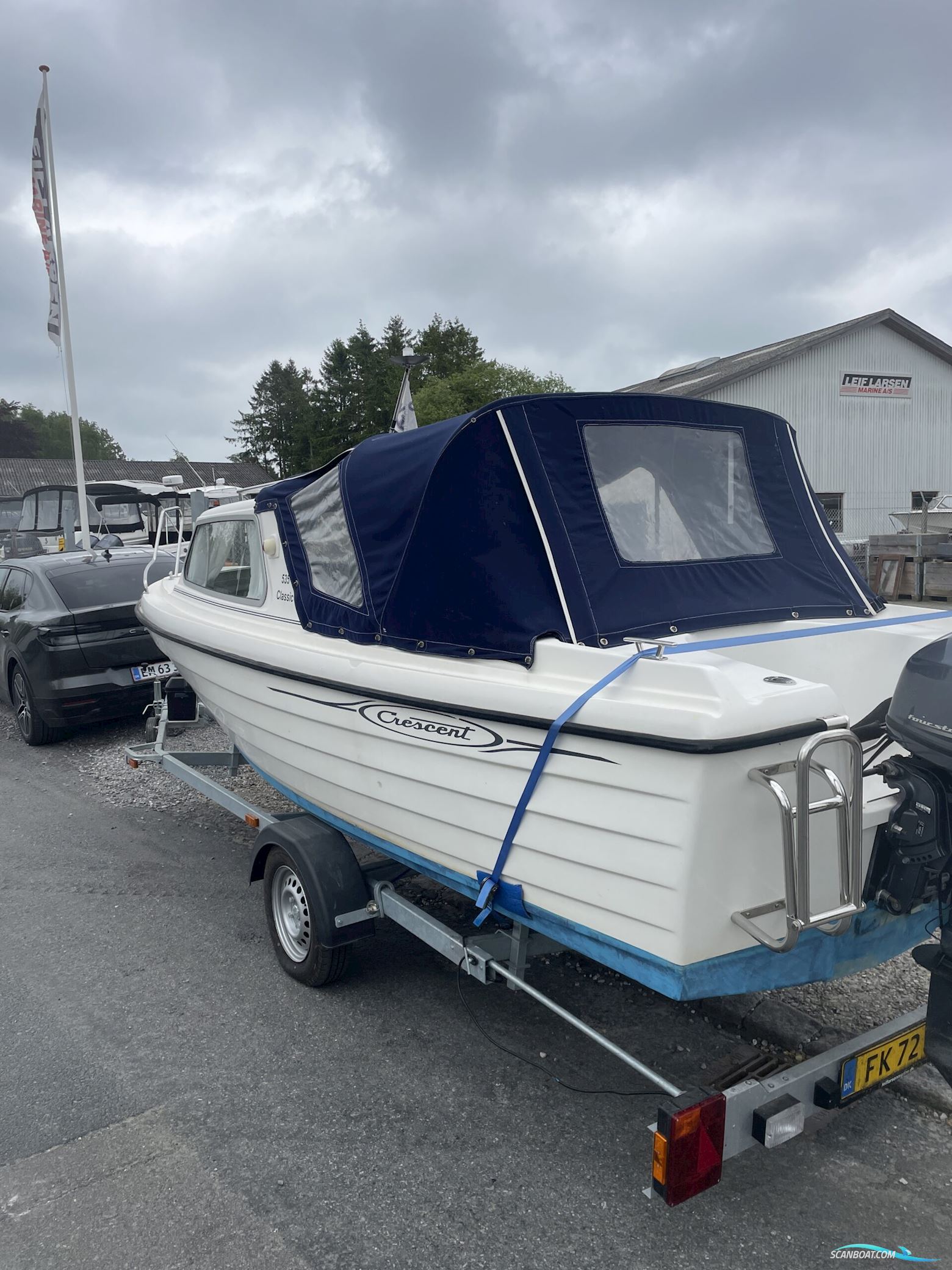 Crescent 535 Classic