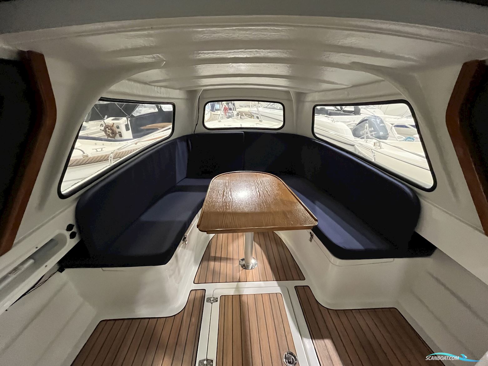 Crescent Allure 21 HT
