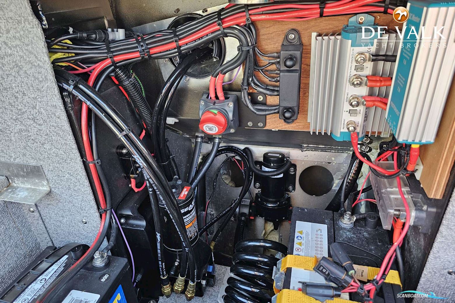 Crestliner Sportfish 2050