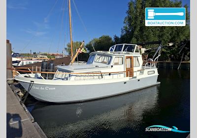 Crown Kruiser 970 Motorbåd 1988, med Mercedes motor, Holland