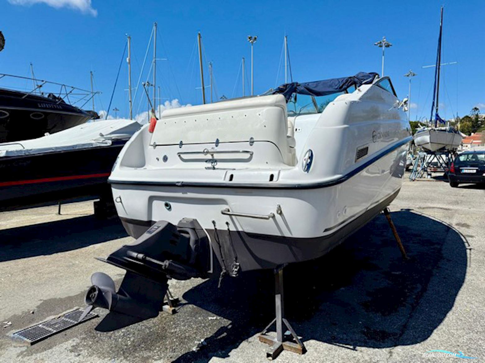 Crownline 230