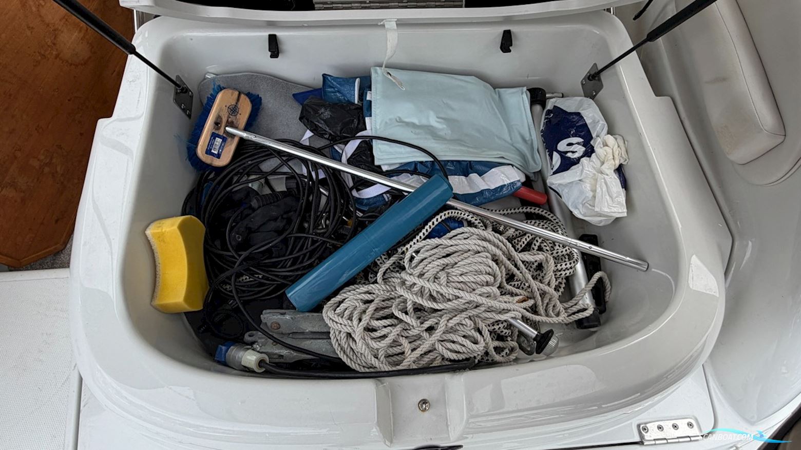 Crownline 250 CR