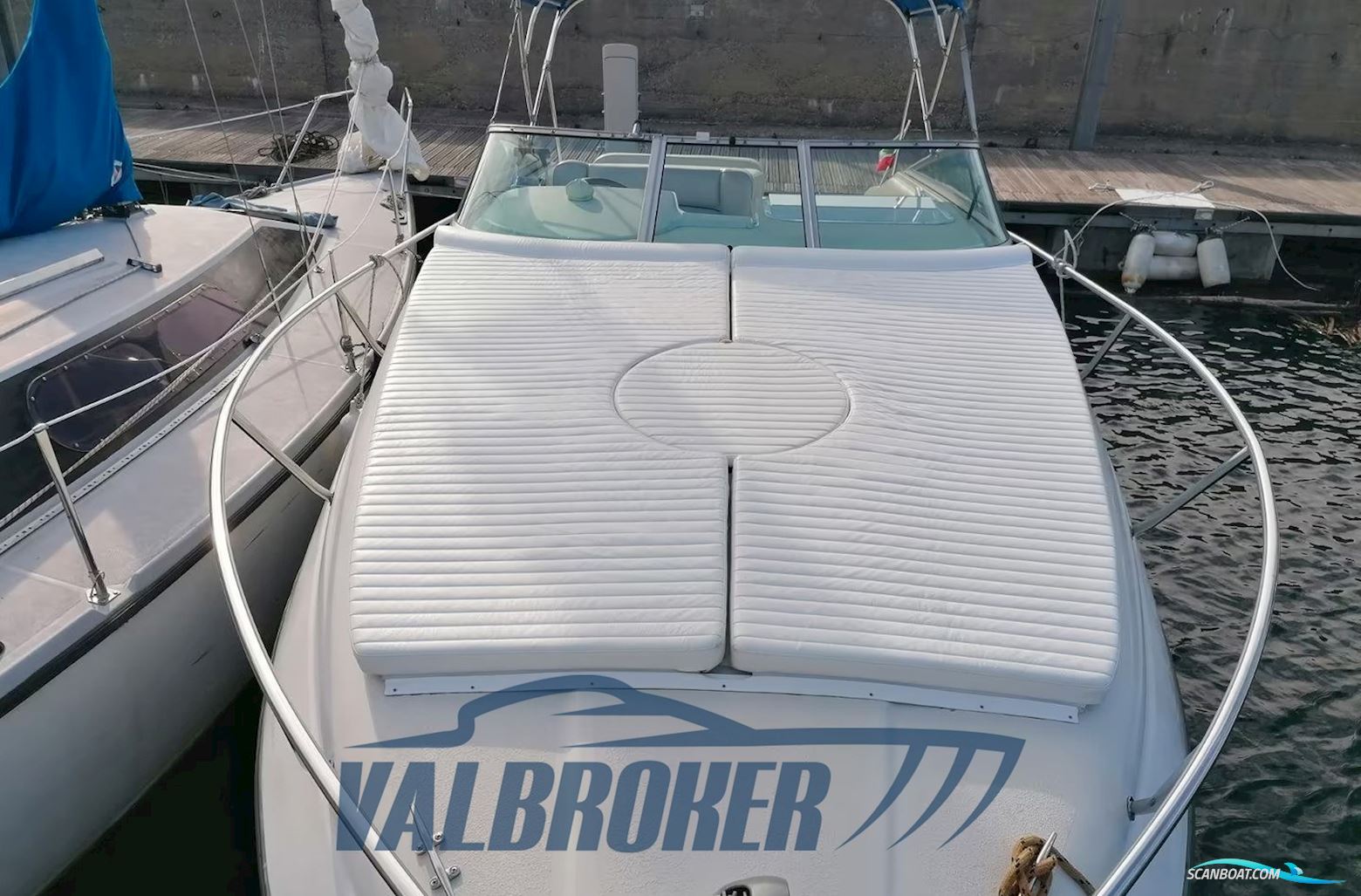 Crownline 268 CR