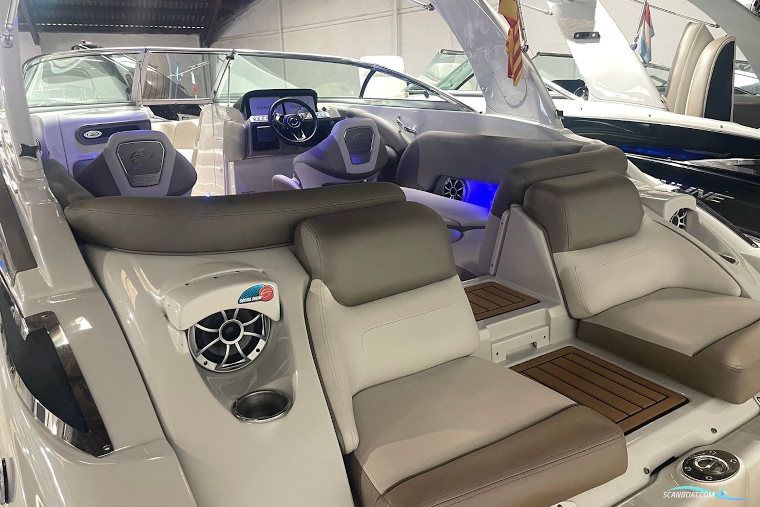 Crownline 270 SS