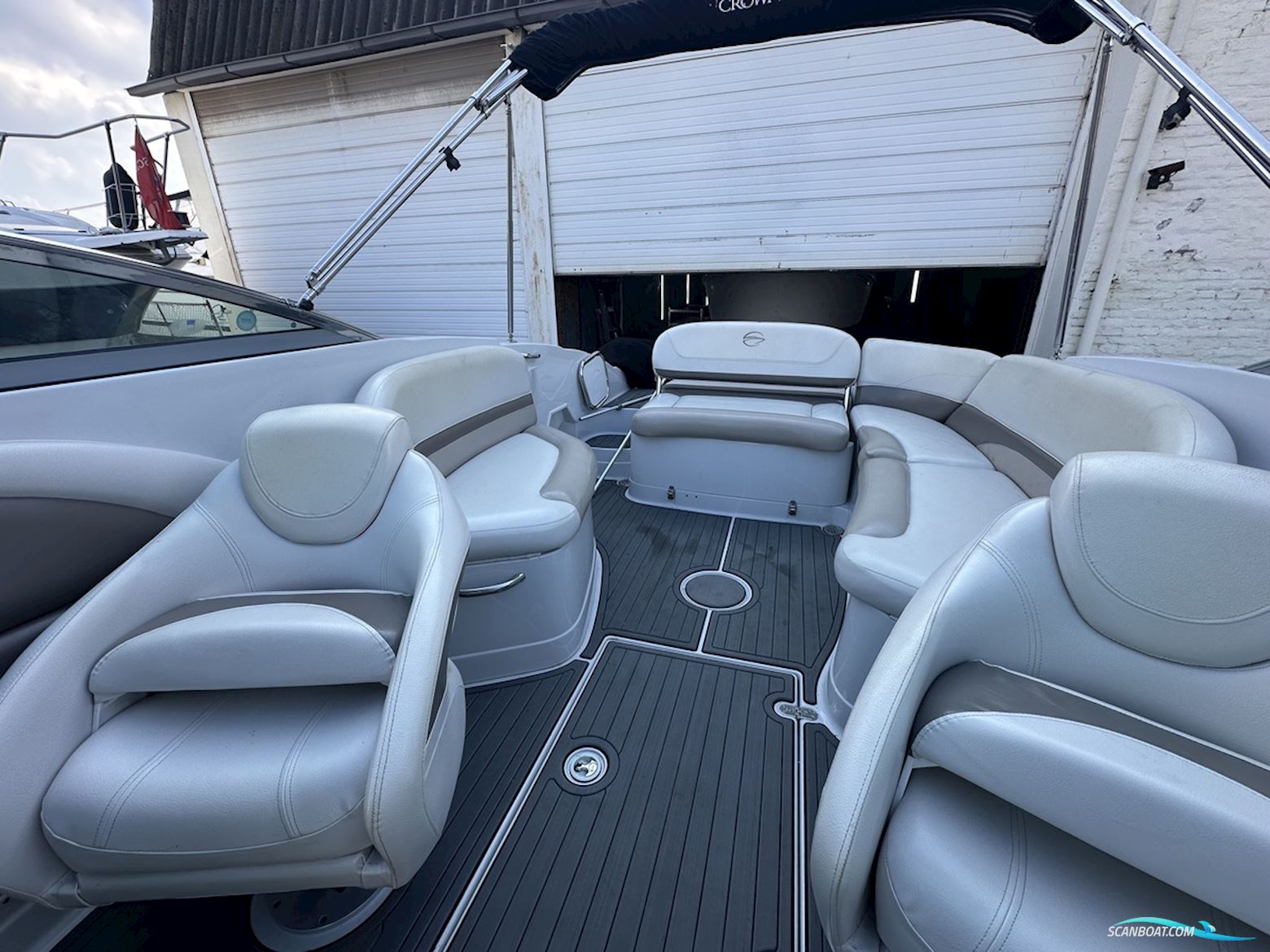Crownline E6