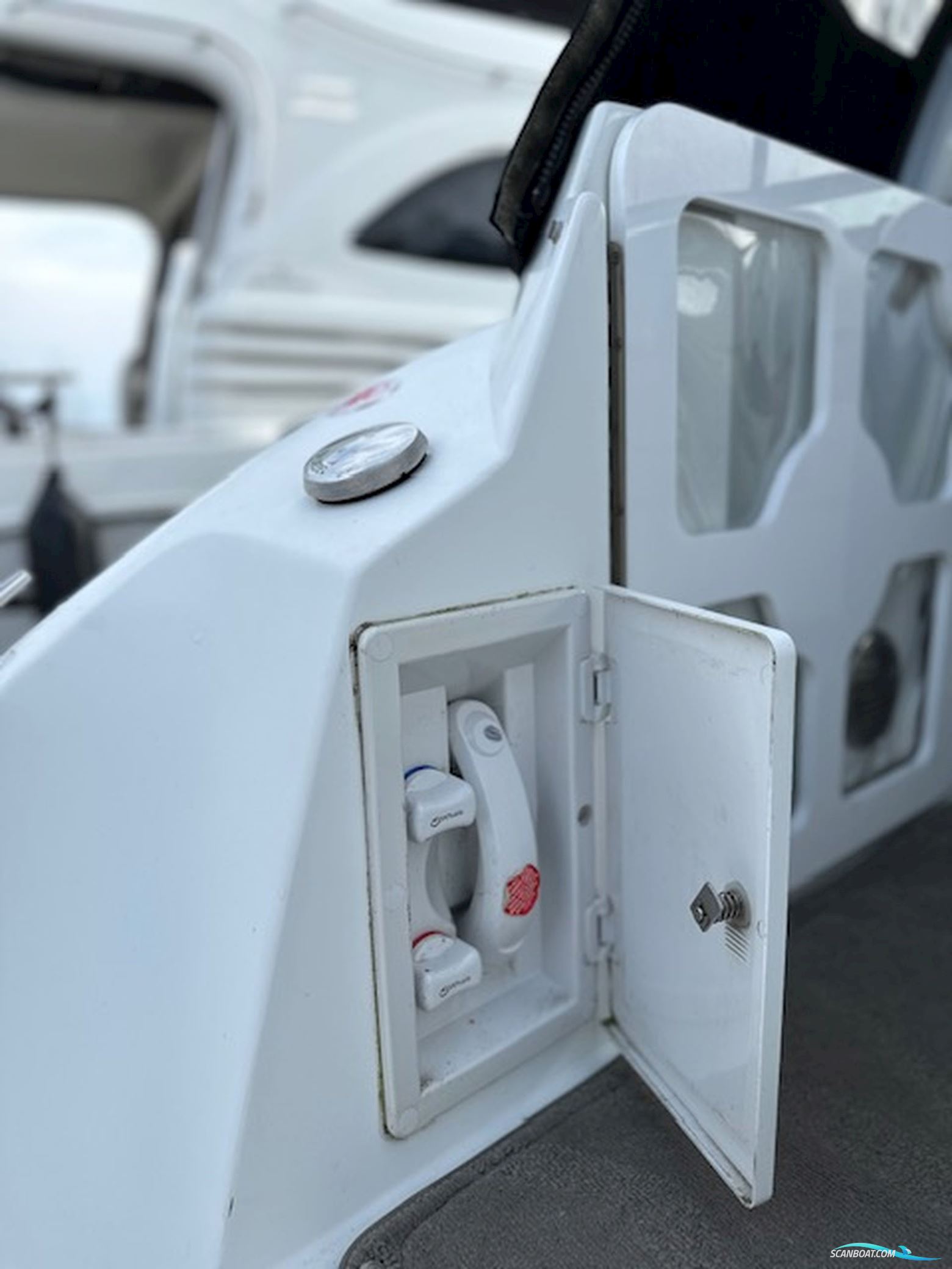 Cruiser Yacht 300 CXI