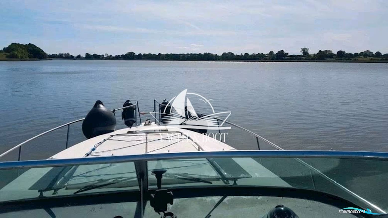 Cruiser Yachts 3270 Esprit