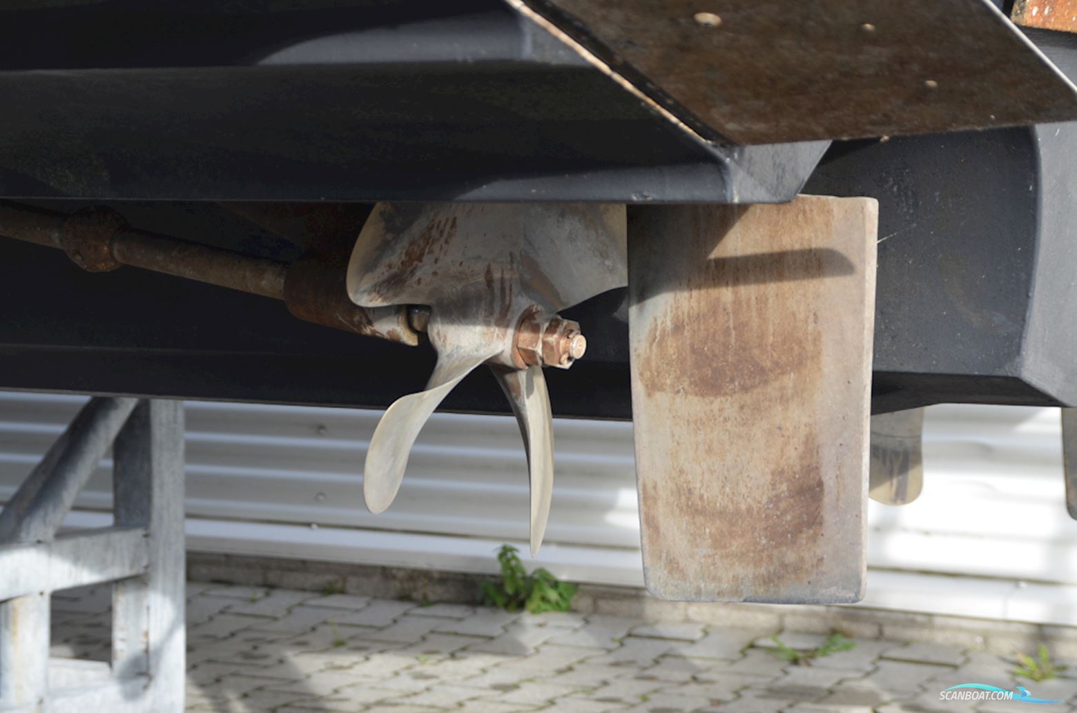 Cruisers 330 Express